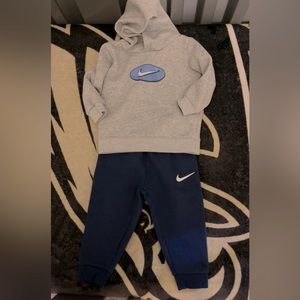 Nike Sweat Suits (5 of them) 12 months